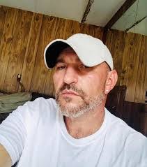 Harlan Bell's Instagram, Twitter & Facebook