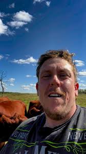 Almost finished making HAY! Time for the Cows 🐮 to try the goods 👌👍!  Cheers 🍻 from PSR