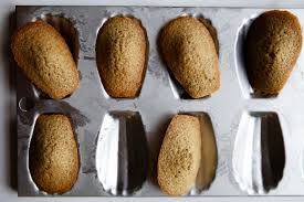Plus Une Miette Dans L Assiette Plus Une Miette Dans L Assiette