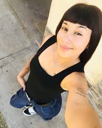 Evelyn Rolon's Instagram, Twitter & Facebook