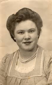 Ellen Gale grew up in Coventry and still lives in the city. She shared her  memories of VE Day with us... "𝑻𝒉𝒆 𝒍𝒆𝒂𝒅 𝒖𝒑 𝒕𝒐 𝒕𝒉𝒊𝒔, 𝒘𝒉𝒆𝒏  𝒎𝒐𝒔𝒕 𝒑𝒆𝒐𝒑𝒍𝒆 𝒘𝒆𝒓𝒆 𝒘𝒐𝒏𝒅𝒆𝒓𝒊𝒏𝒈 𝒘𝒐𝒖𝒍𝒅