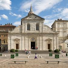 Il concetto che guiderà il san giovanni 2021. San Giovanni Torino Funerale Classico No Grazie