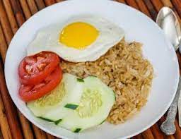 Kreasi Masakan Sederhana Nasi Goreng Spesial Telur Mata Sapi