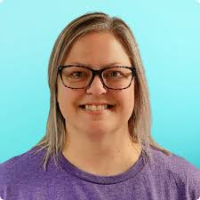 Tracy Simonsen's Instagram, Twitter & Facebook