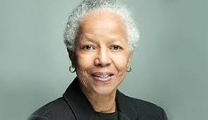 Lilian Cooley's Instagram, Twitter & Facebook