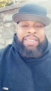 Darnell Pearson's Instagram, Twitter & Facebook