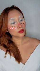 Doy por inaugurado los maquillajes del mes de DICIEMBRE 🥳🥂🎁🎄🎄 Ya se  que aun es Noviembre pero ya ya ya. Jajaajajjaaja 🎁🎁 Facebook Marketplace  Community Maquillaje tutoriales paso a paso Bissú Cosmetics