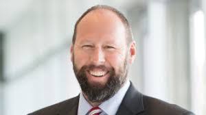 Elizabeth Redwine's Instagram, Twitter & Facebook