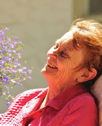 C O N N E C T I O N S