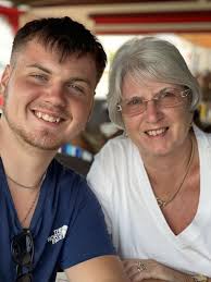 I am looking for some advice please as I can't seem to get a decent  engraving