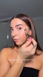 we're going outtttt 🥂🥂 comment “list” for a dm with all the products used  linked 🩷 chatty grwm feat. a 7 min makeup routine and a ton of early 2000s  girl pop