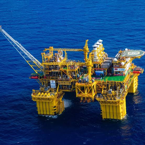 Ocean Engineering and Deep-Sea Oil Production