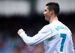 El capitán del real madrid se lesionó en el entrenamiento de ayer y el canterano empezará laliga como la acabó, de titular. La Liga Cristiano Ronaldo Scores A Double To Give Real Madrid 2 1 Win At Eibar Soccer News India Tv