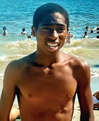 2pac last words…. Although Tupac is also known for writing poetry, his  final words were less of an ode to deep and insightful works and more of a  big middle finger to