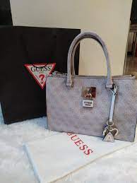 Tas jaman now, tas original branded, tas original guess, tas original charles and keith, tas original pusat tas original termurah adalah pusat grosir tas original import, kami menjual tas super ori , tas wanita original terbaru , tas wanita original murah , tas kulit original. Tas Guess Original Handbag Wanita Barang Mewah Tas Dompet Di Carousell