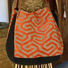 Maybe you would like to learn more about one of these? Grand Sac Cabas Cube Fait Main Tissu Tapissier Velours Orange Gris Double Noir Un Grand Marche