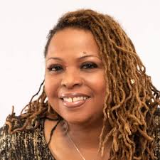 Donna Robinson Sells Houses