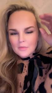 Understanding Social Media Follow-Unfollow Dynamics