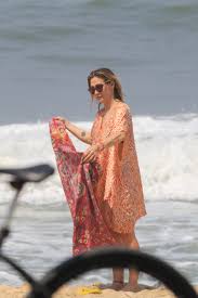 Последние твиты от marcos mion (@marcosmion). Filha De Marcos Palmeira Faz Rara Aparicao Com A Mae Na Praia Marcia Piovesan