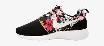 But the material on the roshe two is patterned differently and is slightly. Nike Roshe Floral Print Cheap Online