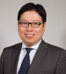 Dr Season Yeung