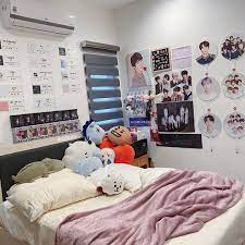 Vee On Instagram Any Anime Suggestions I Just Finished Watching Haikyuu And Please I Want The New Episo Dorm Room Designs Easy Room Decor Army Room Decor