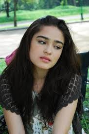 Jasmine Artis's Instagram, Twitter & Facebook