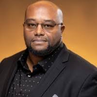 Larry Mccallum's Instagram, Twitter & Facebook