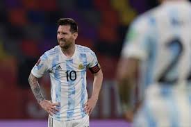 Argentina have been denied three crucial world cup qualifying points after a flat display against chile.lionel messi converted a penalty to put the ar. Colombia Vs Argentina Live Stream Start Time How To Watch 2022 Conmebol World Cup Qualifying Tues June 8 Masslive Com
