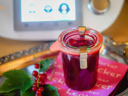 Johannisbeer Gelee Aus Dem Thermomix Rezept In 2020 Gelee Thermomix Johannisbeermarmelade
