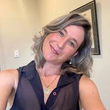 Antonia Daroux Snelling added a...