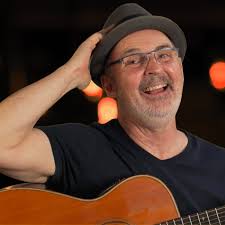 Real Guitar School by Tomas Michaud