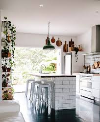 This outdoor kitchen brings all the qualities of your indoor kitchen to any outdoor setting. Pin By Jonathan Robitaille On Interior Indoor Outdoor Kitchen Home Bohemian Kitchen