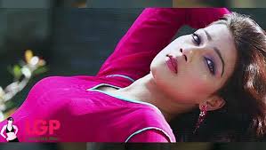 Live-এ এসে মুরাদ হাসান (Murad Hasan) ইস্যুতে যা বললেন চিত্র নায়িকা মাহিয়া  মাহি (Actress Mahiya Mahi) নায়িকা মাহির বিরুদ্ধে কুরুচুপূর্ণ কথা বলেছিলে  মুরাদ হাসান ।