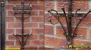 Porte manteau sur pied ronds en métal gris vieilli. Porte Manteaux Mural En Metal Style Retro Finition Marron