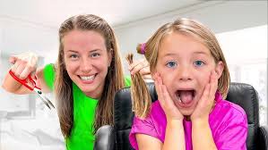 Emma shaves for wigs for kids