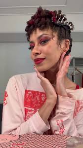 tulloulah (@tulloulah)