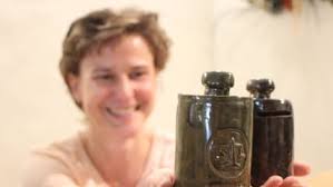 Spardosen in Gewichtsform im Oschatzer Wagenmuseum