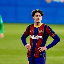 See their stats, skillmoves, celebrations, traits and more. Blaugrana Team Alex Collado Remplacera Trincao Dans Facebook