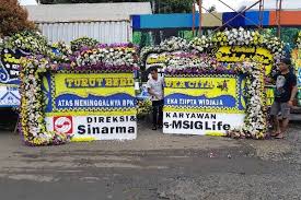 Batiqa hotel & apartments karawang. Eka Tjipta Widjaja Meninggal Karangan Bunga Berdatangan Walau Keluarga Tak Menghendakinya Kabar24 Bisnis Com