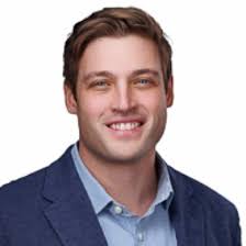 So beyond excited to announce that I have been promoted to an Account  Manager at Insight Global! I am so lucky to be a part of the Milwaukee  Office and would not