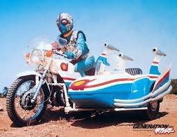 太田垣康男さんはtwitterを使っています 夜のラクガキ リクエストにお応えしてキカイダー描きました 最近サイドカーの実物って街で見かけないよね https t co brrrxdhldf twitter キカイダー01 キカイダー 子供時代