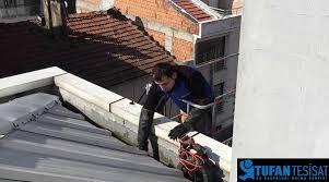 Çatı onarımı yapılırken dikkat edilmesi gereken husular nelerdir? Cati Oluklari Nasil Temizlenir