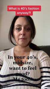 Midsize UK Fashion for Women in Their 40s