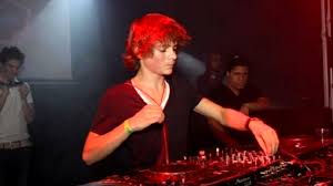 Scarlett johansson sues disney over 'black widow' streaming release — star alleges simultaneous release of the latest marvel movie in theaters and on disney+ service was a breach of contract — black widow has a new enemy: Happy Birthday To The Best Bowl Haircut In The World P Martingarrix