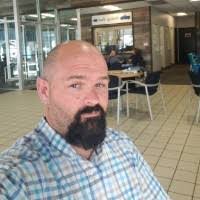 Royal Deal's Instagram, Twitter & Facebook