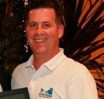 Chiropractic treats back pain video in this teenage