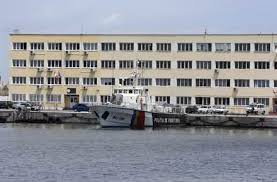 Garda de coastă a intervenit după ce nava a intrat în zona economică exclusivă a româniei. Radiografia FuncÅ£iilor Cine Conduce Din Teritoriu Garda De CoastÄƒ