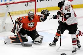 Открыть страницу «dominik hašek.» на facebook. Ducks Ryan Miller Reflects After Milestone Victory Orange County Register