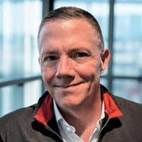 Amber Findlay's Instagram, Twitter & Facebook